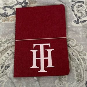 NEW Tommy Hilfiger note pad (with bundle only)